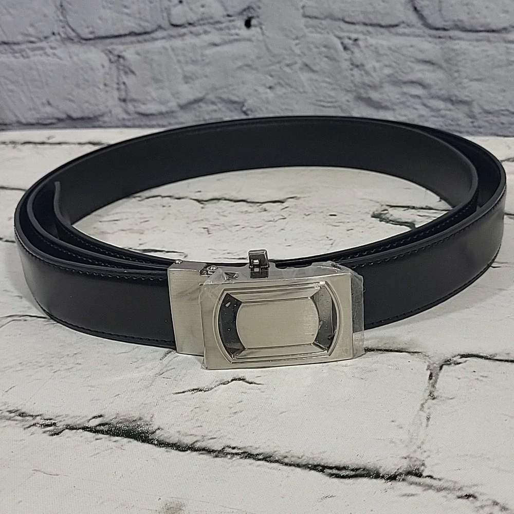 Mens Rachet‎ Belt Black Vegan Leather One Size Adjustable No Holes Quick Release